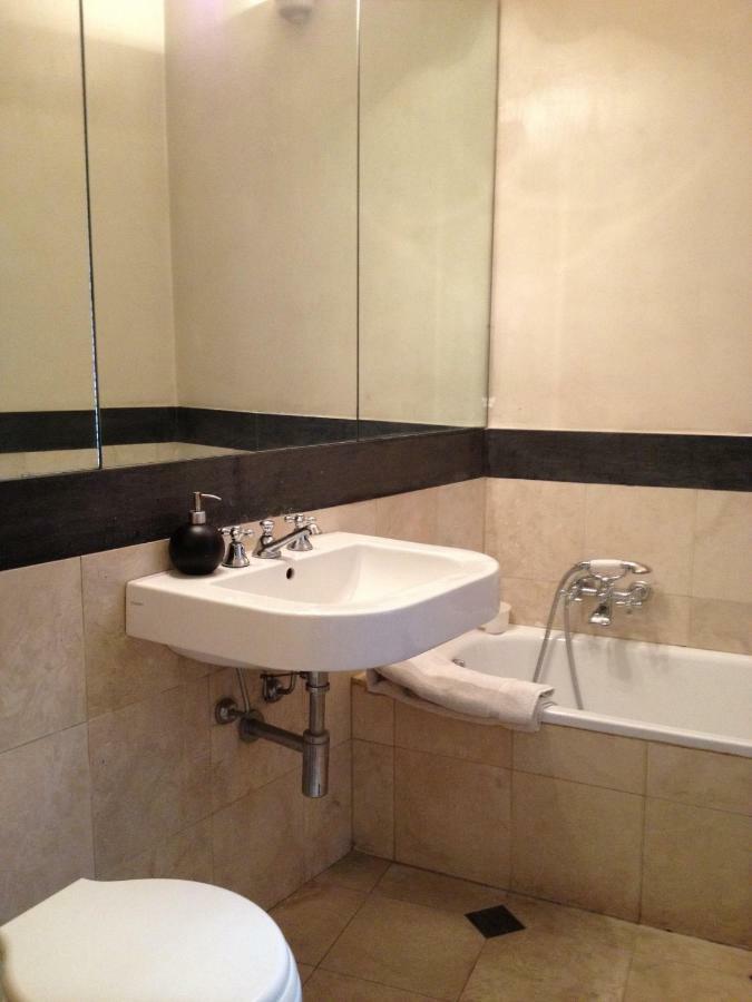Apartament La Casa In Vetrina Rzym Zewnętrze zdjęcie