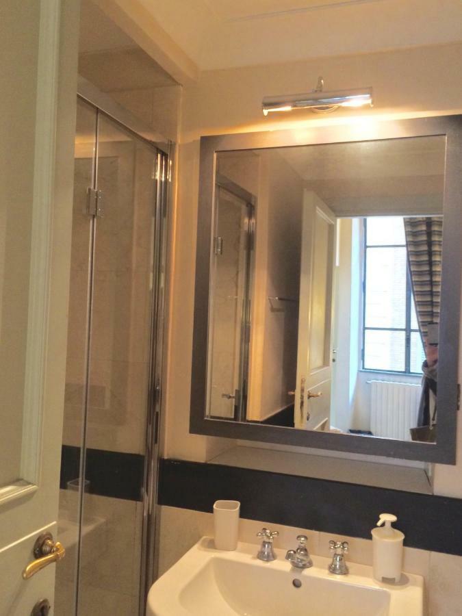 Apartament La Casa In Vetrina Rzym Zewnętrze zdjęcie