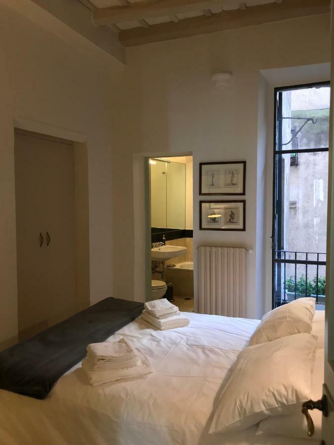 Apartament La Casa In Vetrina Rzym Zewnętrze zdjęcie