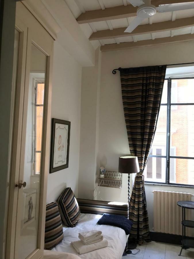 Apartament La Casa In Vetrina Rzym Zewnętrze zdjęcie